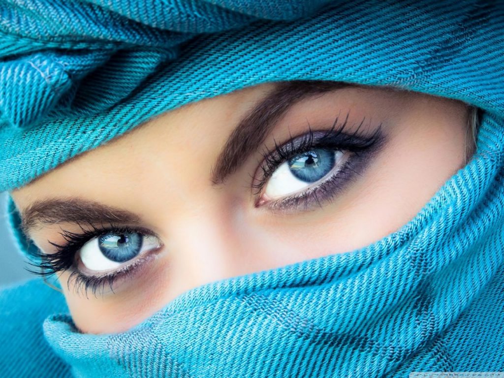 blue_eyes___blue_eyes___-wallpaper-1152x864