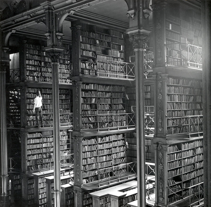 amazing-libraries-4-1__880